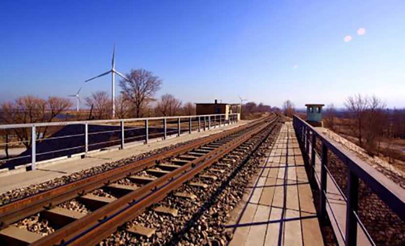 高鐵建設(shè)領(lǐng)域，加大對(duì)機(jī)制砂的需求