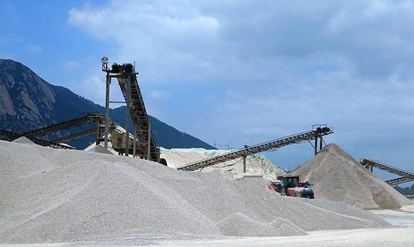 怎么選購(gòu)制砂機(jī)？唐山金路來(lái)幫忙